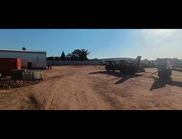 BUSINESS PROPERTY TO RENT IN POMONA